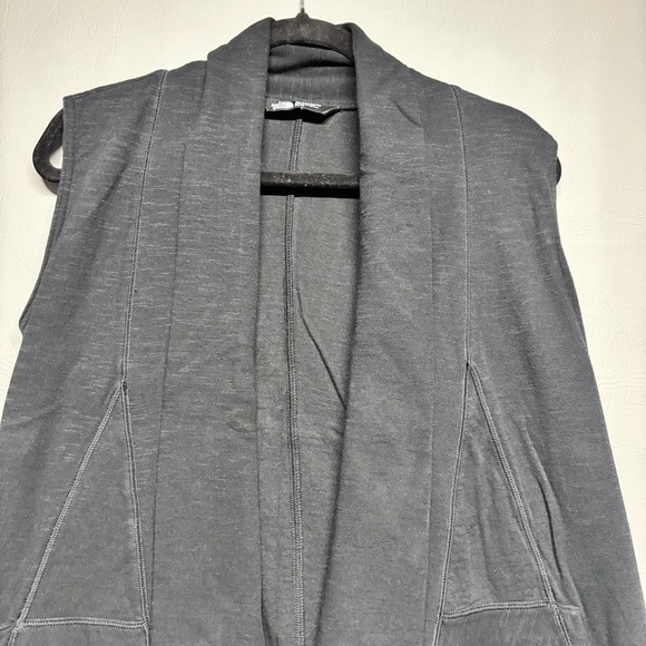 ✨ The North Face Women’s Black Open Front Vest Sleeveless Lightweight Size XS - Picture 4 of 15
